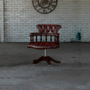 CAPTAIN'S-SWIVEL-ROOMSET