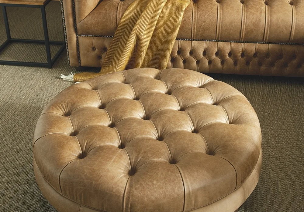 emporio-chesterfield-piccadilly-pouf-2